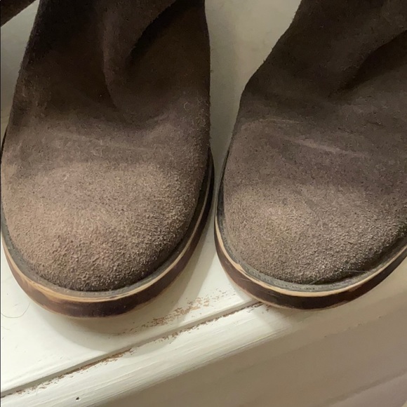 Lucky taupe suede boots - Picture 9 of 11